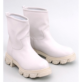 Grants Beige Stiefeletten mit dicker Sohle 1