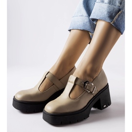 Inna Beigefarbene Karino-Schuhe 1