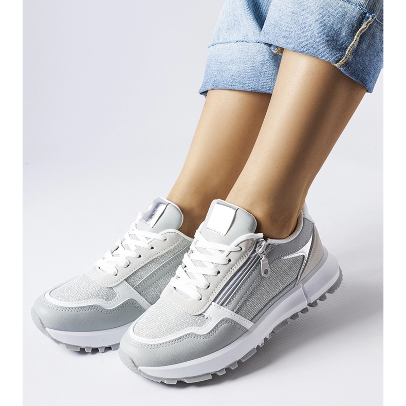 Graue und silberne Damen-Sneaker von Camuzzoni 1