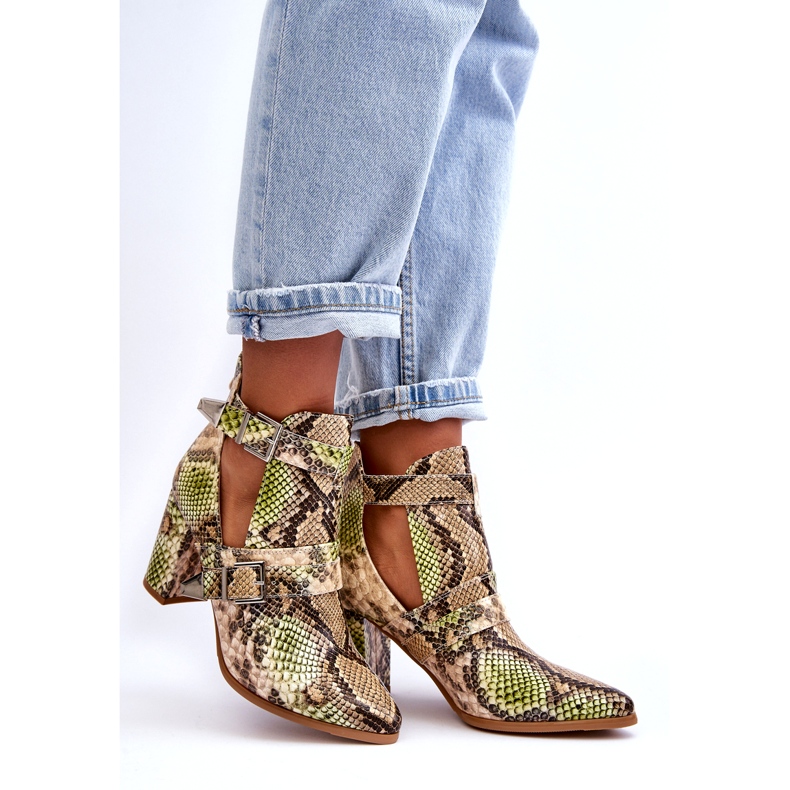 Modische Stiefeletten mit hohem Absatz und Ausschnitten in Beige und Grün 1