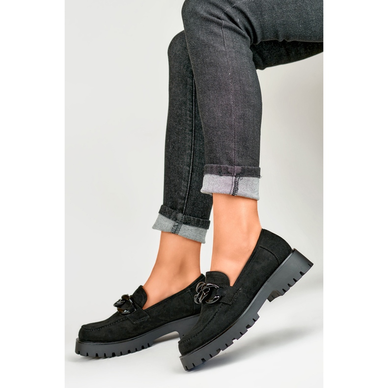 Schwarze Wildleder-Slipper für Damen mit Kette 2