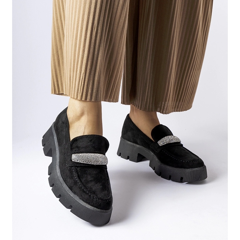 Schwarze Mokassins mit massiver Macario-Sohle 1