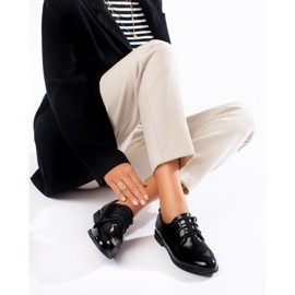 Schwarze Shelovet-Schnür-Oxfords aus Lackleder 1