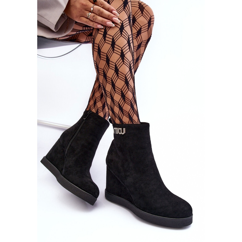 PS1 Isolierte Keilstiefeletten aus Wildleder mit Verzierung, Black Vere schwarz 1