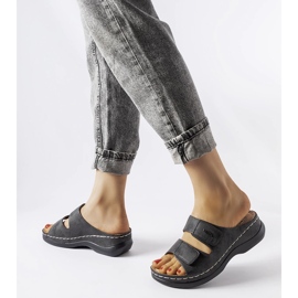 Evento Schwarze Fréchette-Pantoletten mit niedrigem Keilabsatz 2