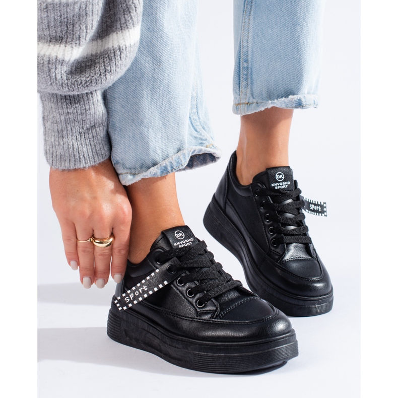 Schwarze Shelovet-Plateau-Sneaker 1