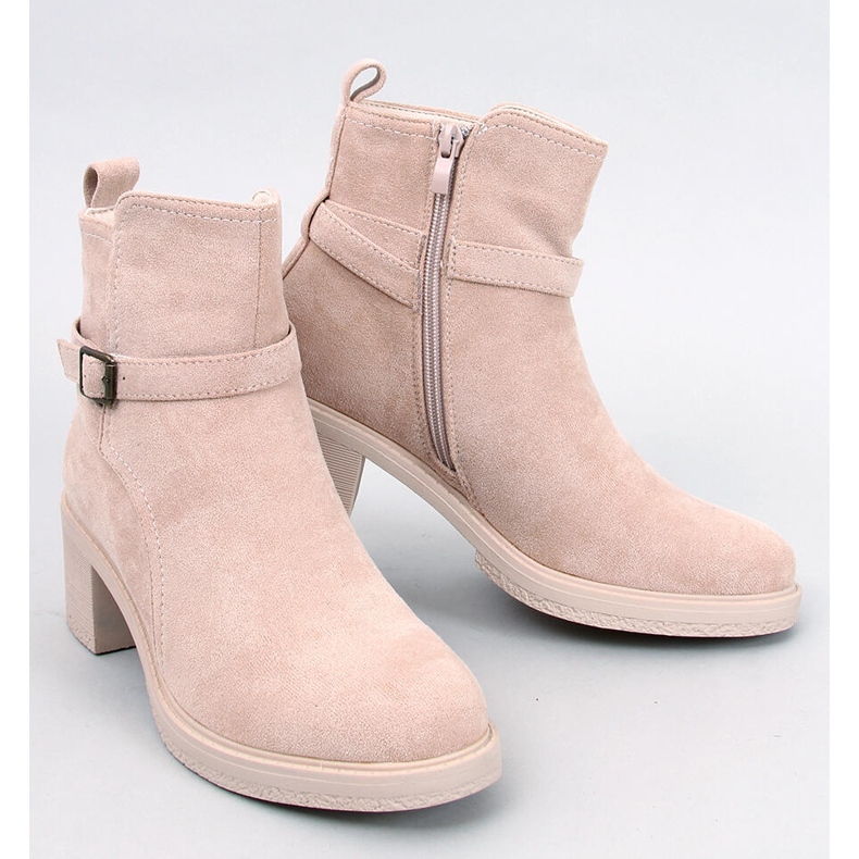 Breithackige Stiefel Aretha Beige 1