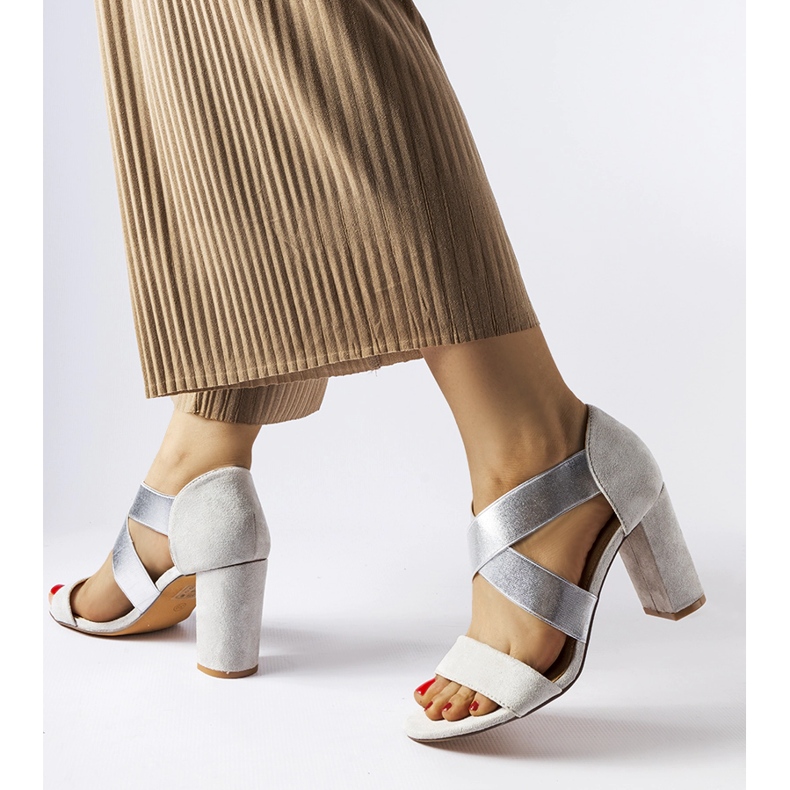 Inna Graue High-Heel-Sandalen von Gravago 1