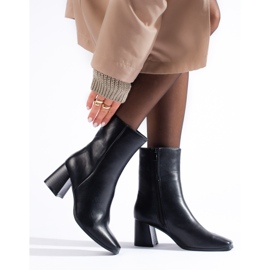 Schwarze Damen-Stiefeletten von Shelovet mit quadratischer Spitze 1