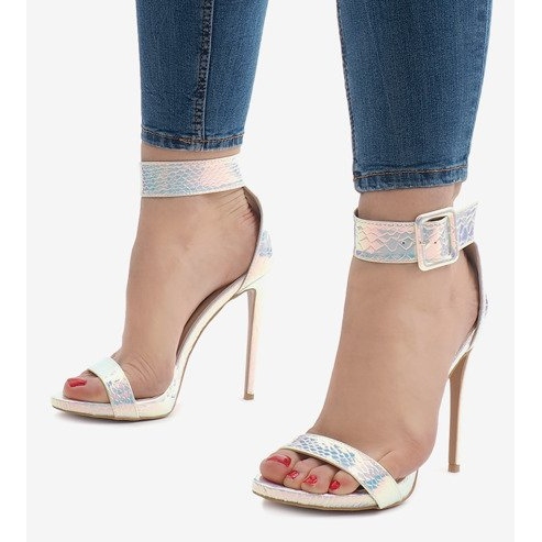 Schillernde silberne Sandalen High Heels L1543 silber- 1