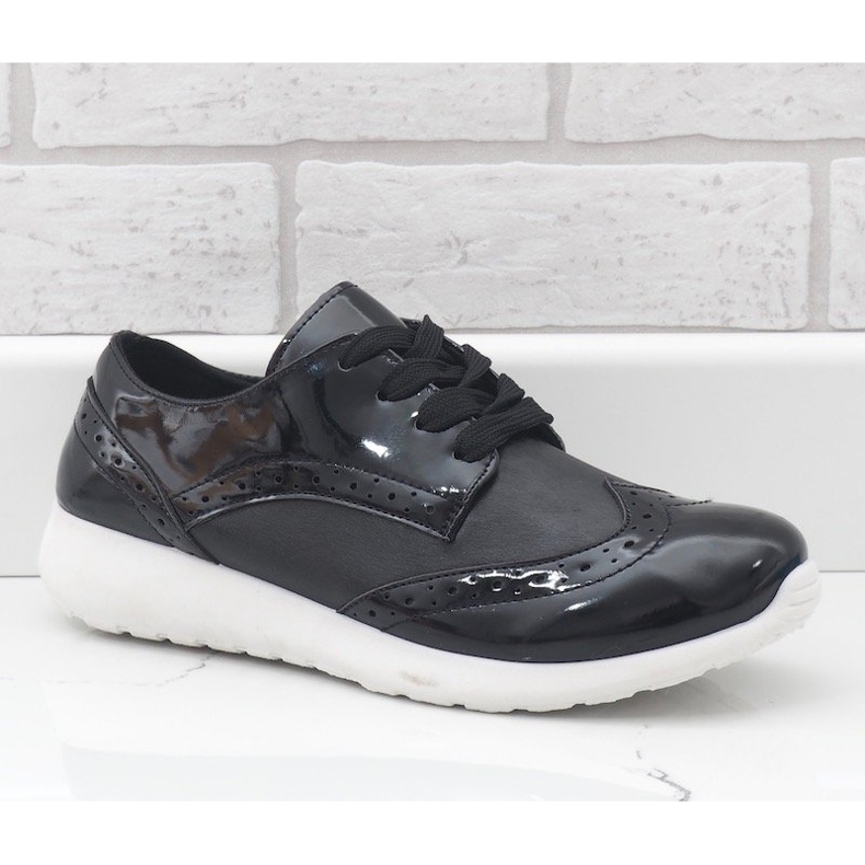 Schwarze Damen Sportschuhe YD-7 1