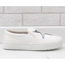 Weiße Slip-On Sneakers mit Stern JT28-41 1