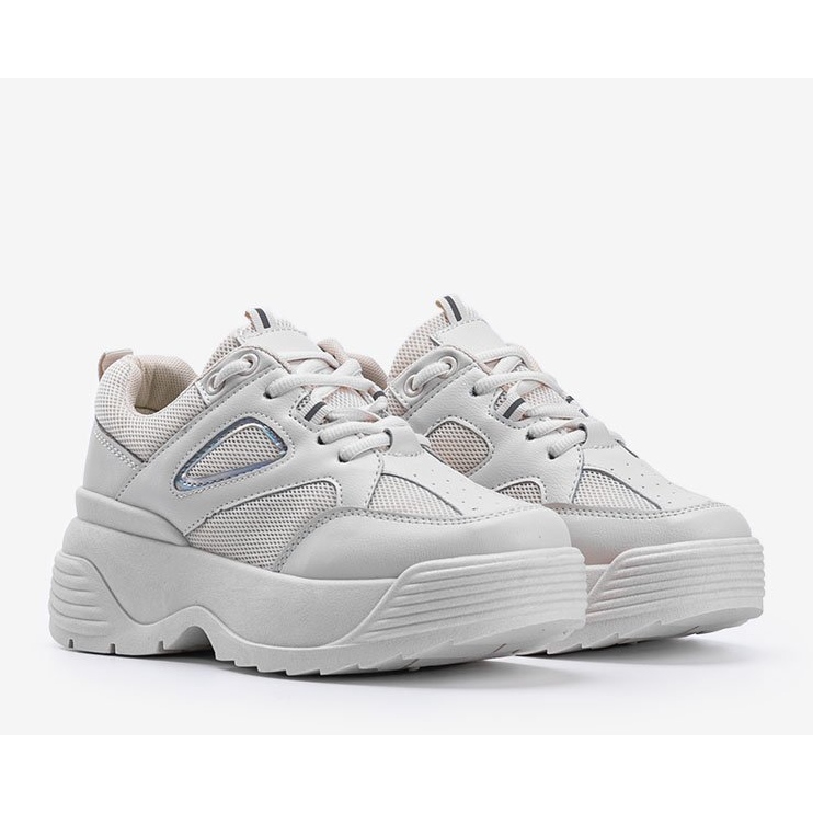 Beige Sneaker mit dicker Jaida-Sohle 2