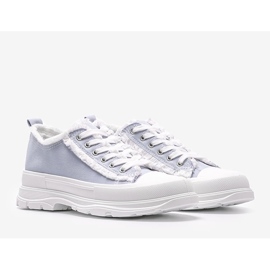 Blaue Sneaker mit dicker Makenna-Sohle 1