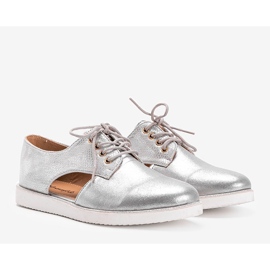 Silber glänzende niedrige Karley Schuhe 1