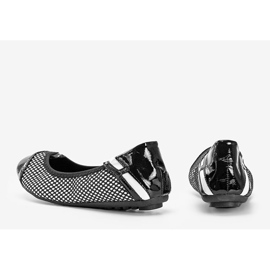 Schwarz lackierte Debbie Ballerinas weiß 1