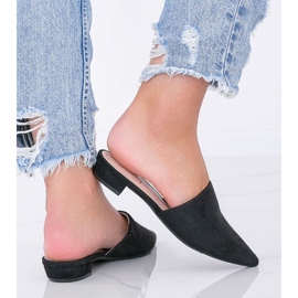 Schwarze Sandalen mit hohen Absätzen von Santiago 1