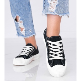 Schwarze Damen-Sneaker auf dicker Nolita-Sohle 2