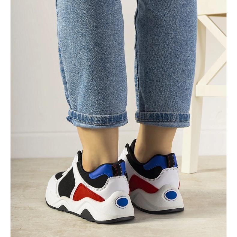 BM Schwarz-weiße Sneaker mit farbigen Trainingseinsätzen 1