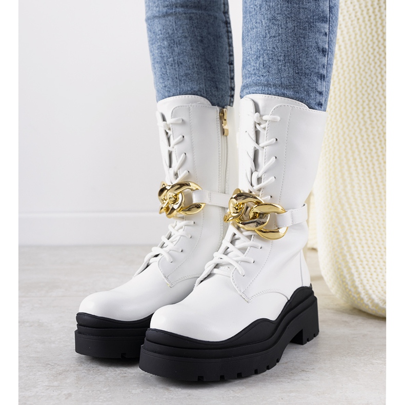 Weiße Stiefeletten mit Kette von Rock It 1