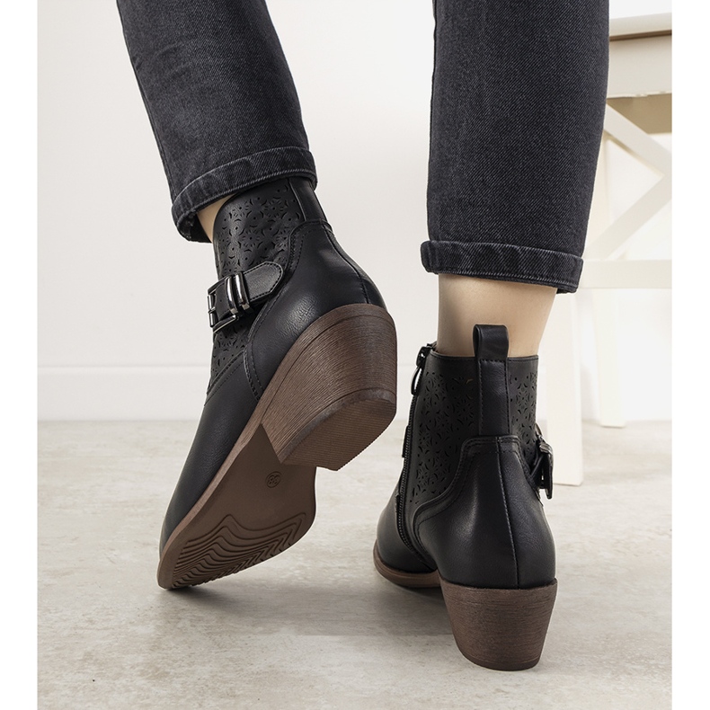 Schwarze Jodhpur-Stiefel mit Monroy-Schnalle 1