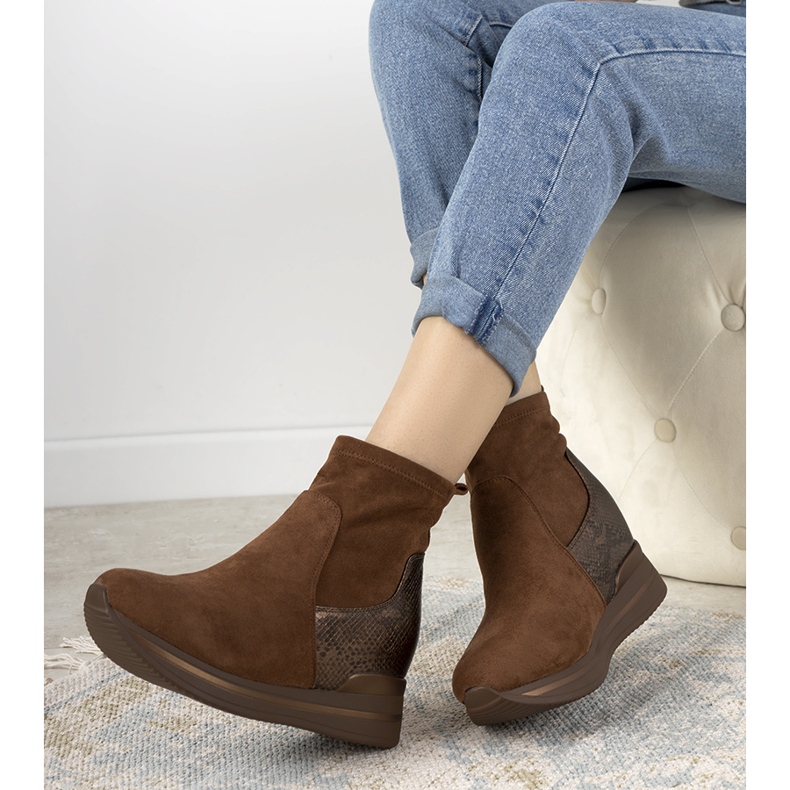 Braune Sneaker mit Garibay-Schlangenhaut-Einsatz 1