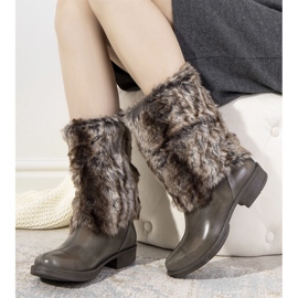 Beige Regenstiefel mit Corrales Fell 1