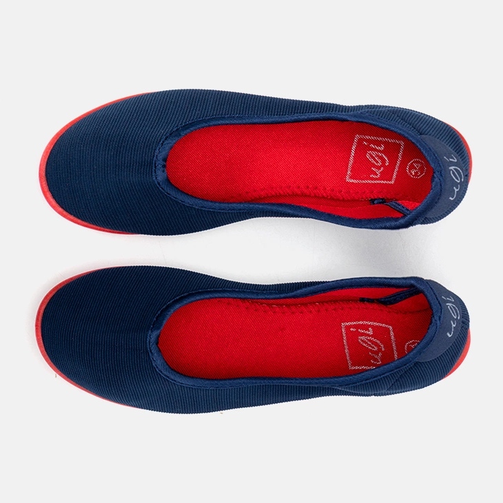 Marineblaue und rote Geneseo-Kinderballerinas 1