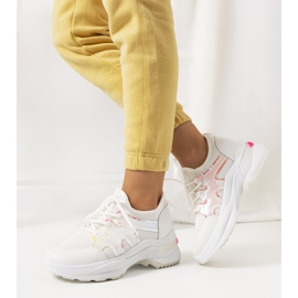 Rosa-weiße Bates-Turnschuhe 1