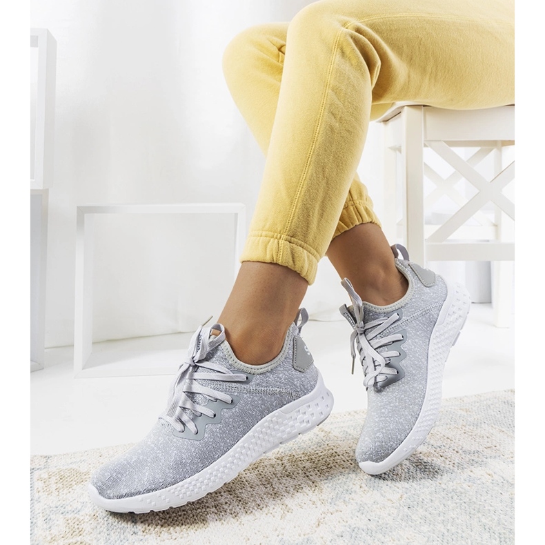 Lenna graue Sportschuhe 1