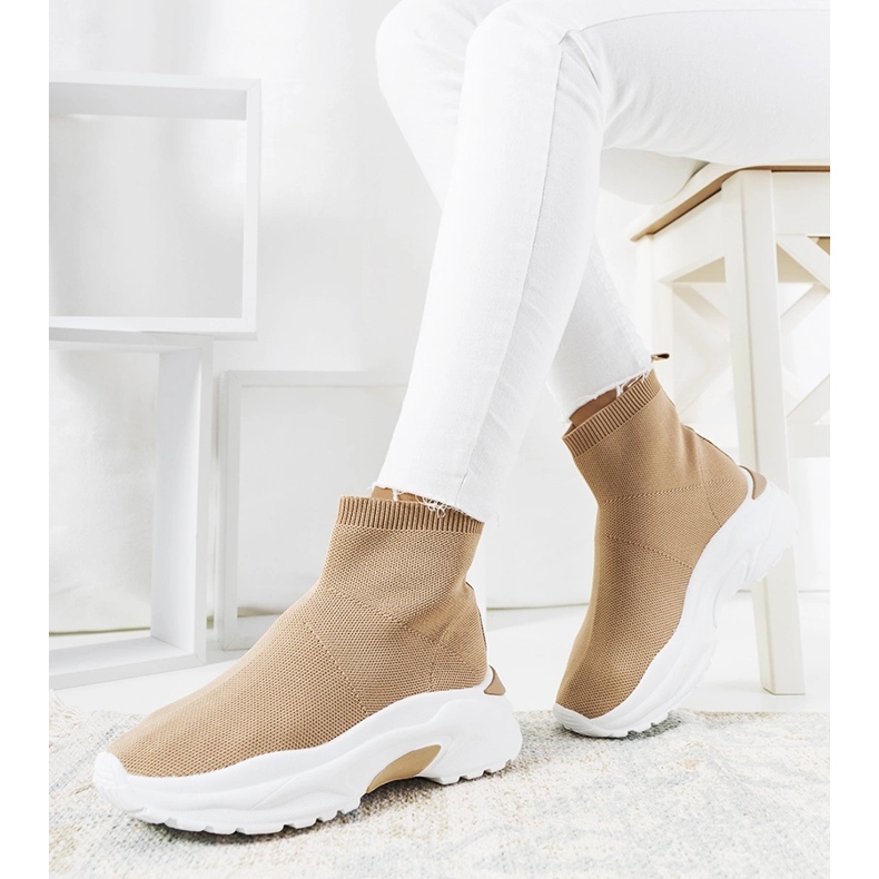 Braune High-Top-Sneaker 1