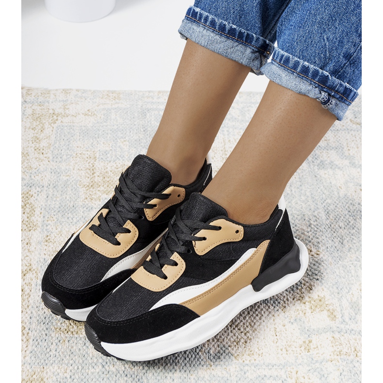 Schwarze Damen-Sneaker von Pagnotto beige 1