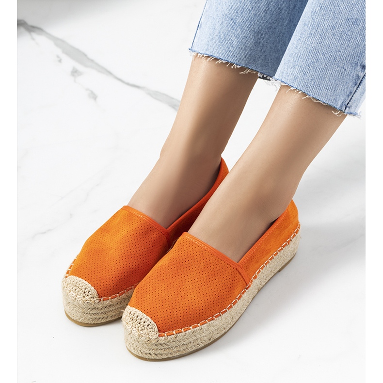 Orangefarbene, durchbrochene Capelle-Espadrilles 1