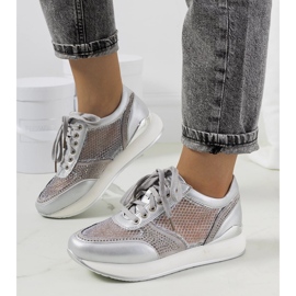 Silberne Sneakers mit Mesh von Ilkay silber- 1