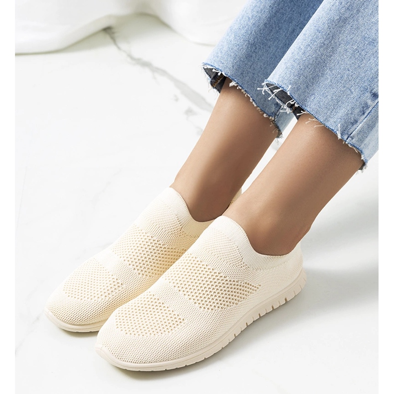 Santen beige Sportturnschuhe 1