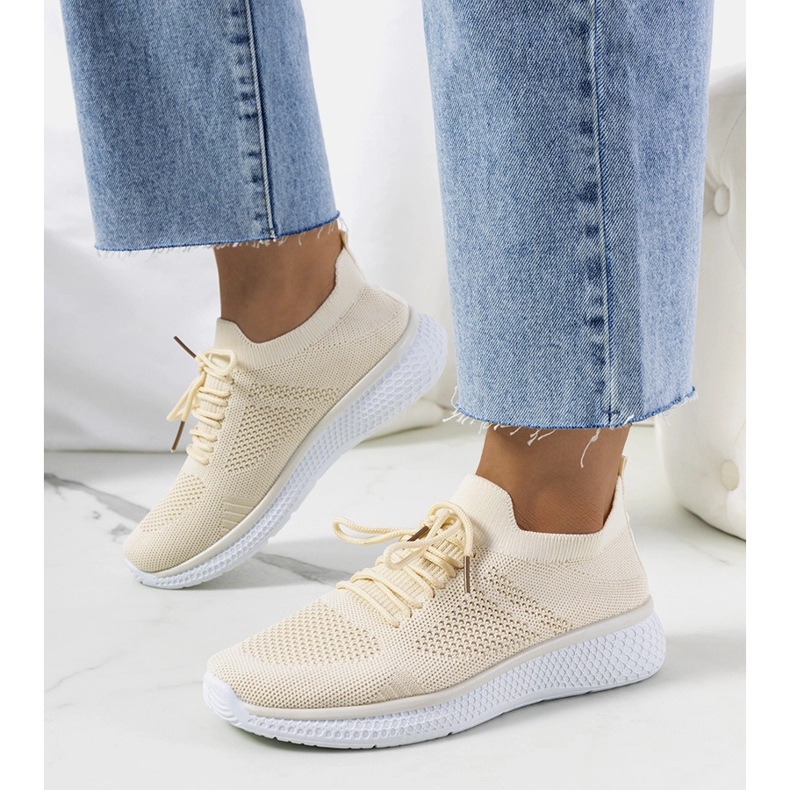 Michaels beige Sportschuhe 1