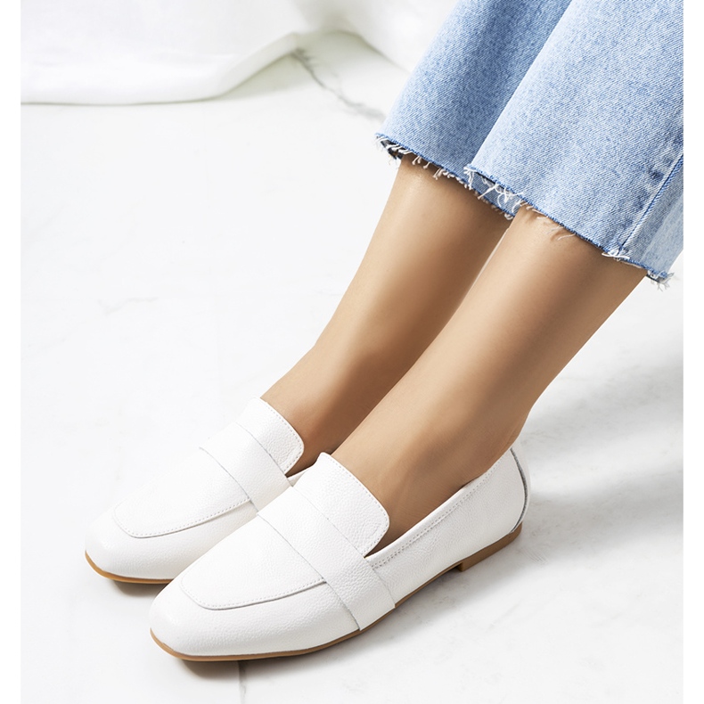 Weiße Damenlederschuhe von Maple 1