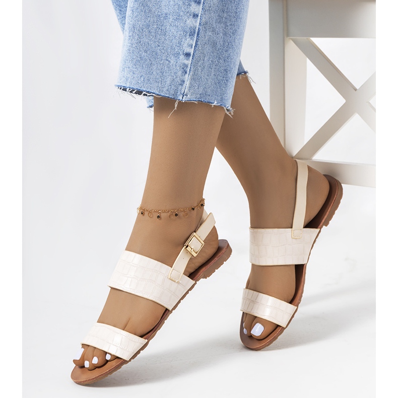 Beige Damensandalen von Chinn 1