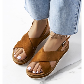 Braune Wildledersandalen von Savage 1