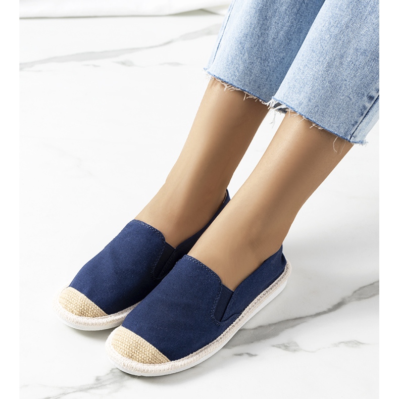 Blaue Sandalen von Costa lila marineblau 1