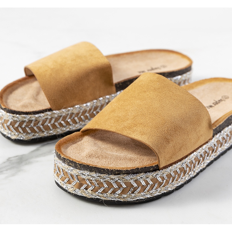 Braune Sandalen auf der Bonython-Korksohle 2