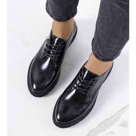 Schwarze Damenschuhe von Mungo 1