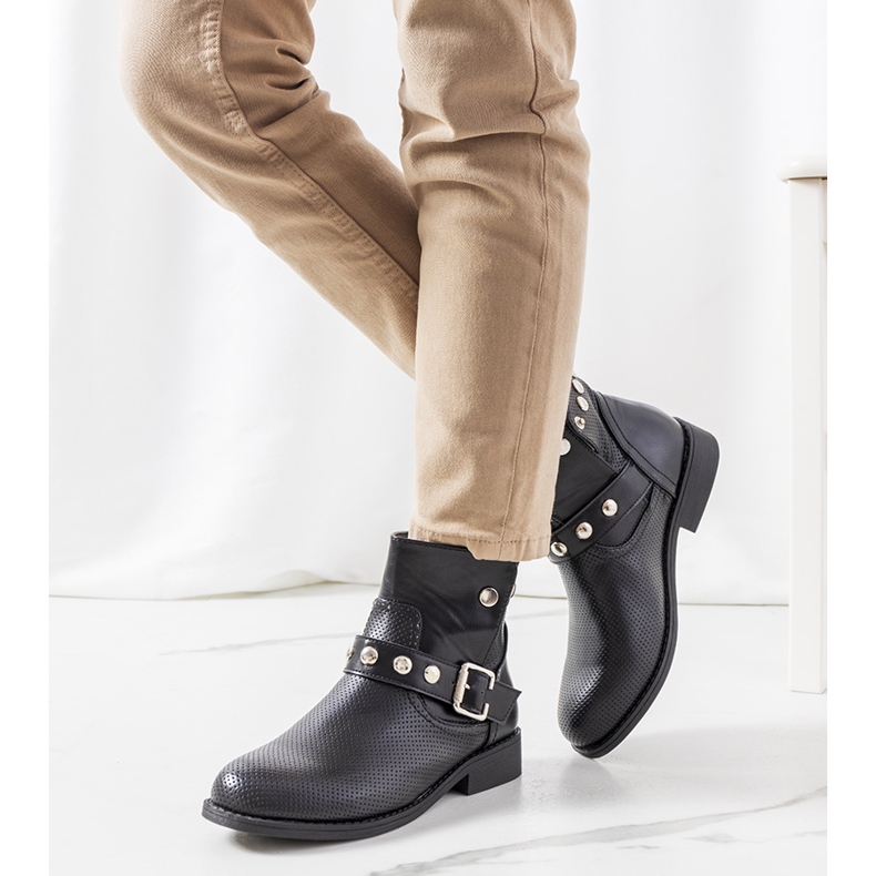 PA1 Schwarze Punchs-Stiefel 1
