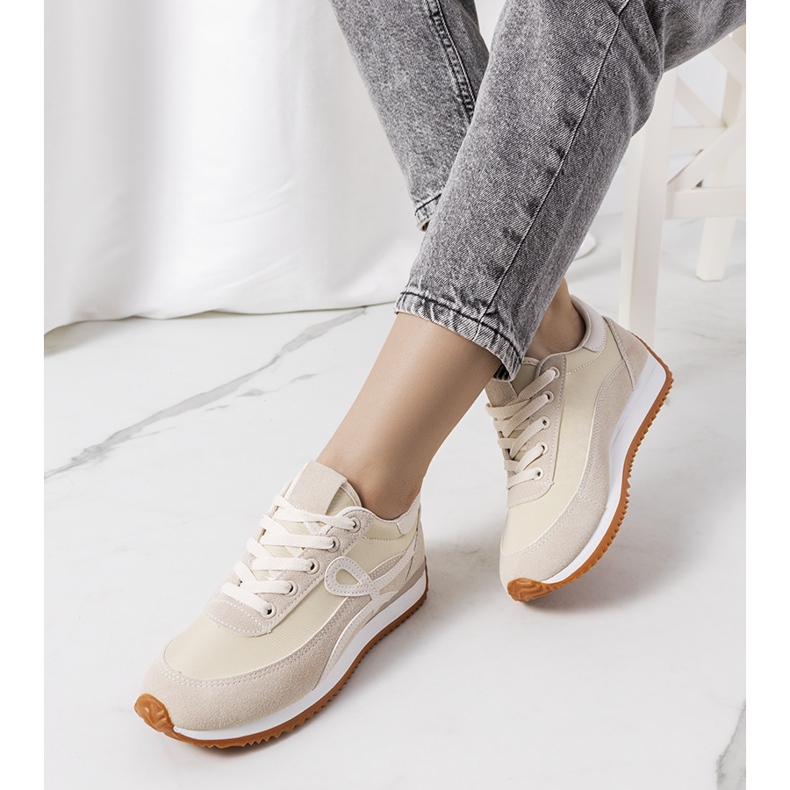 Beige Turnschuhe für Frauen Lesina 1