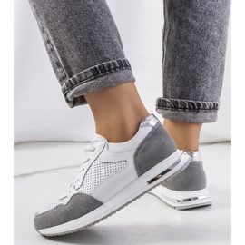 Zaira Sneaker aus weißem Leder 1