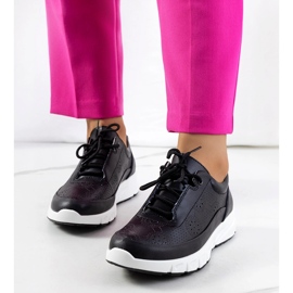 Kaypa Sneaker aus schwarzem Leder 1