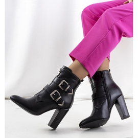 PA1 Schwarze Azmar-Stiefel 1