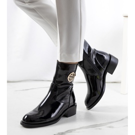 PA1 Schwarze Lackstiefel von Rodovia 1