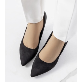 Schwarze Pumps von Beckton 1
