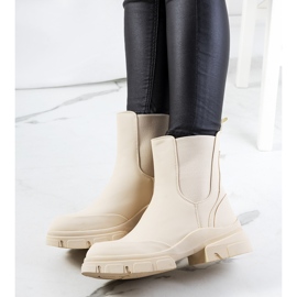 PA1 Beige Stiefel von Carlos 2